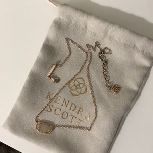 Kendra Scott Elisa necklace